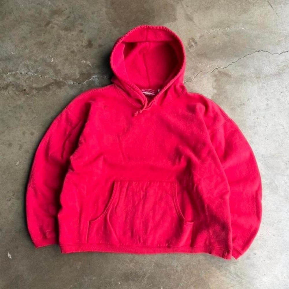 Vintage 90s Red Marlboro Country boxy hoodie